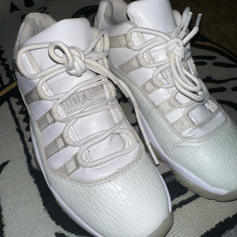 Air Jordan XI 11 Low Retro Heiress
